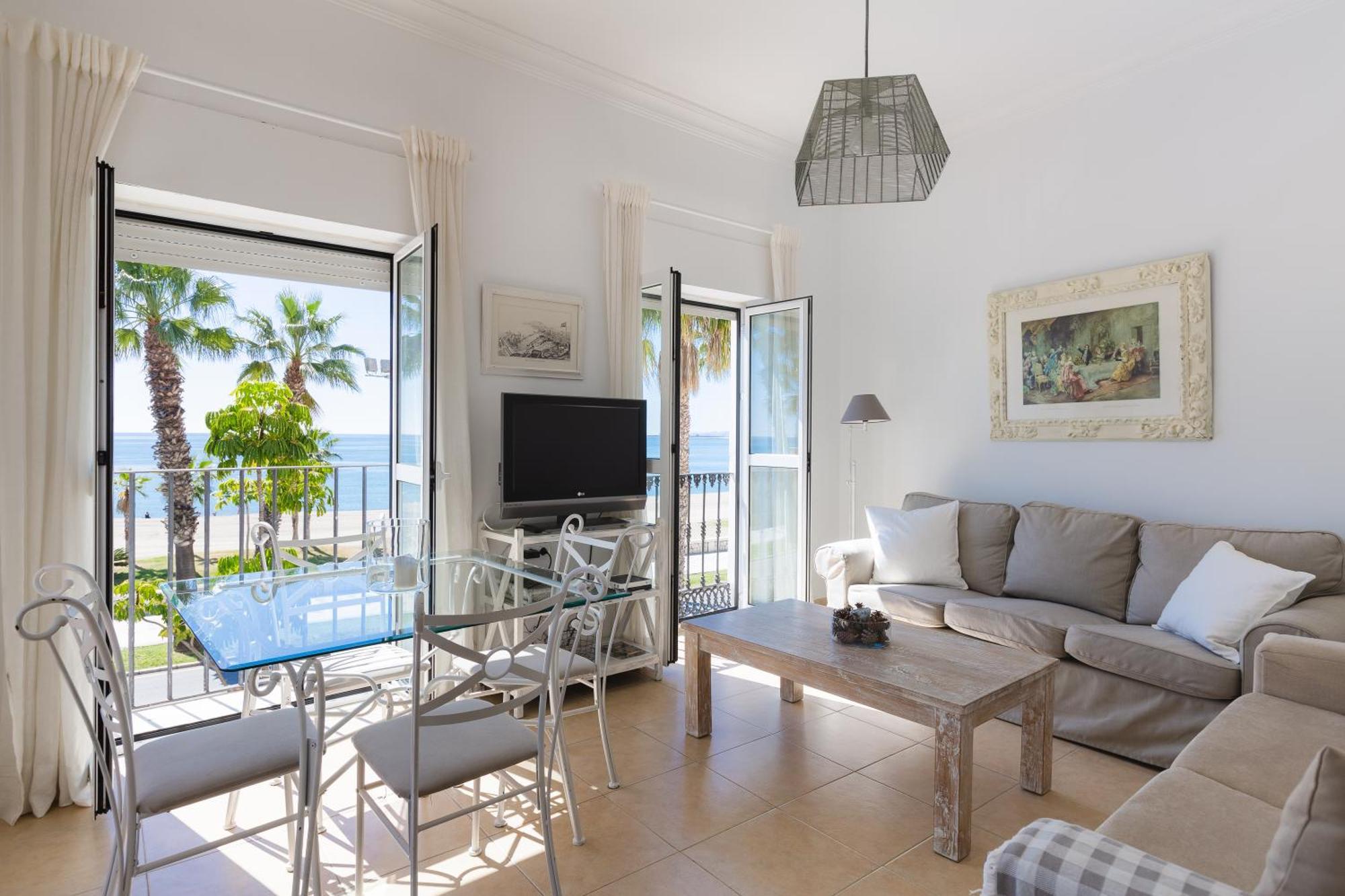 Apartamento Con Encanto En Primera Linea De Playa مالقة المظهر الخارجي الصورة