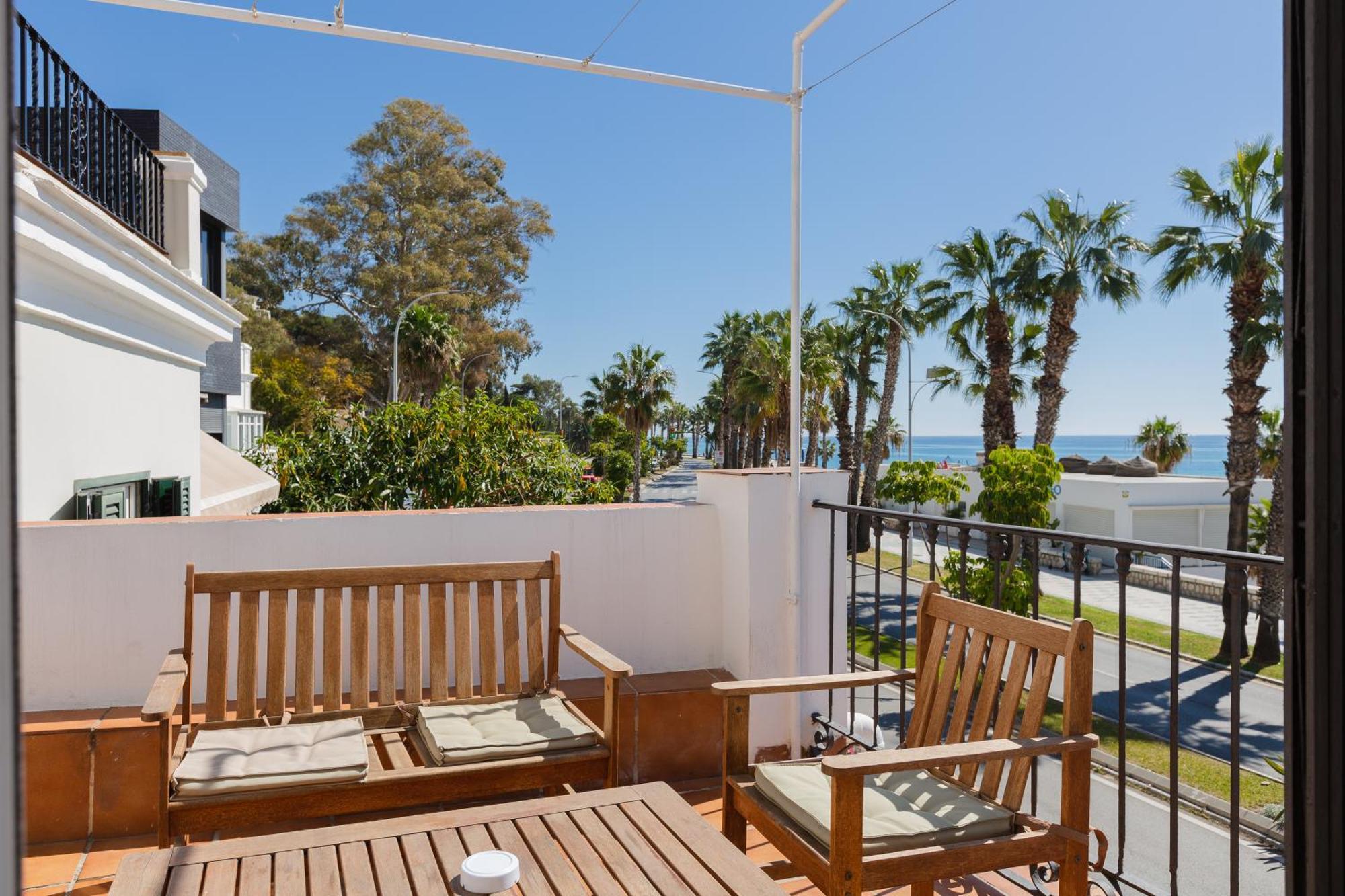 Apartamento Con Encanto En Primera Linea De Playa مالقة المظهر الخارجي الصورة